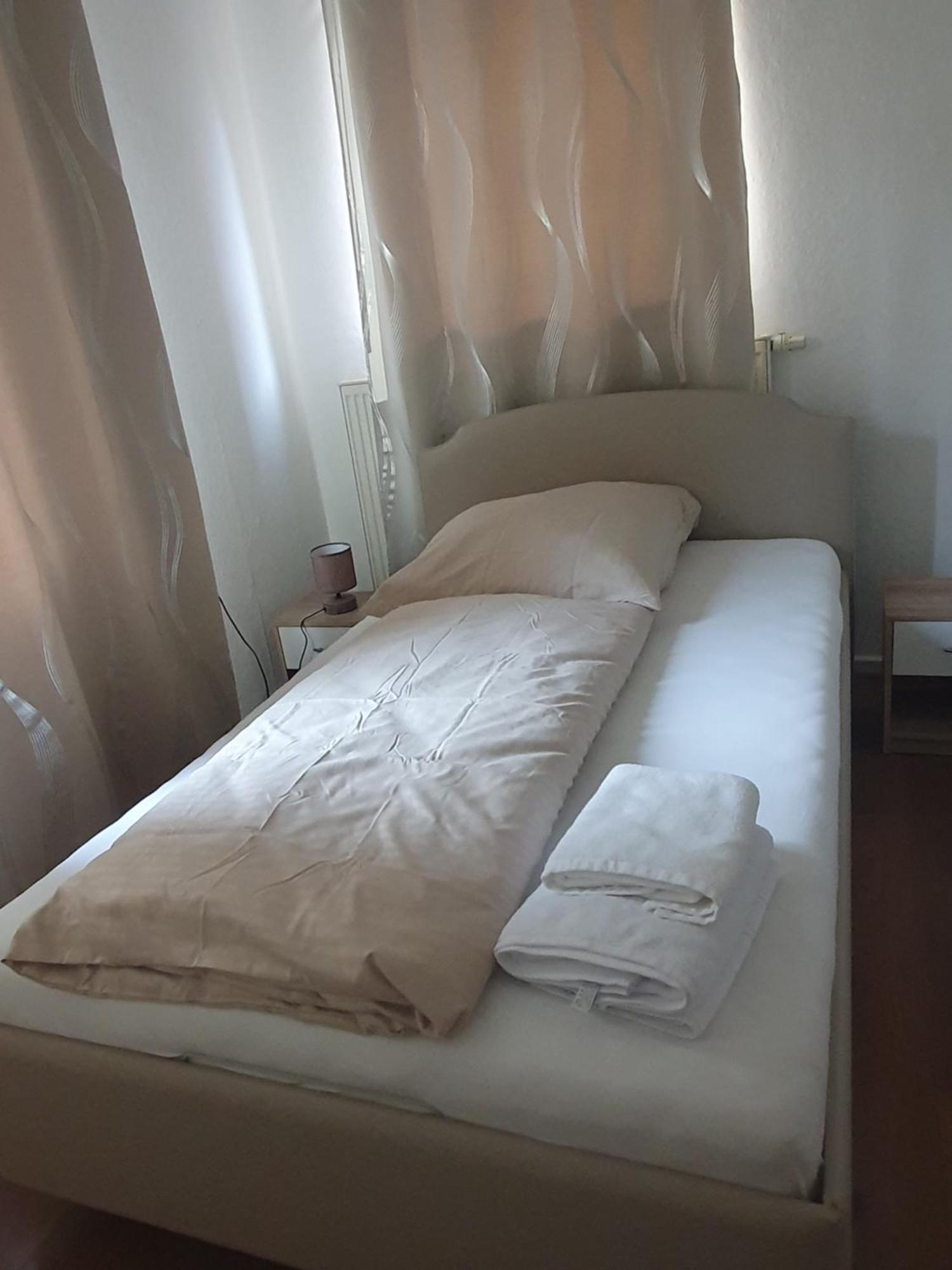 Privatzimmer Im Schlesischen Viertel - Nahe Uniklinik Mainz Exterior photo
